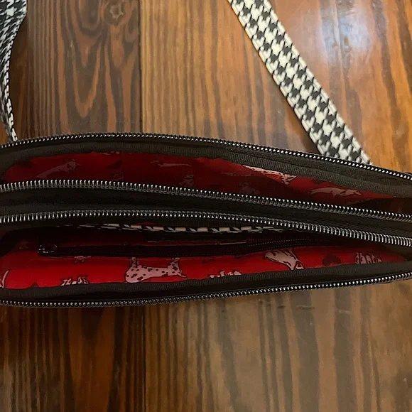 Small lug black and white checkered purse - Picture 4 of 4